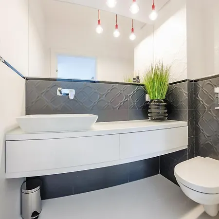 Luxury Long Island * Danzig