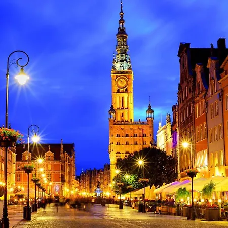 Luxury Long Island Apartment